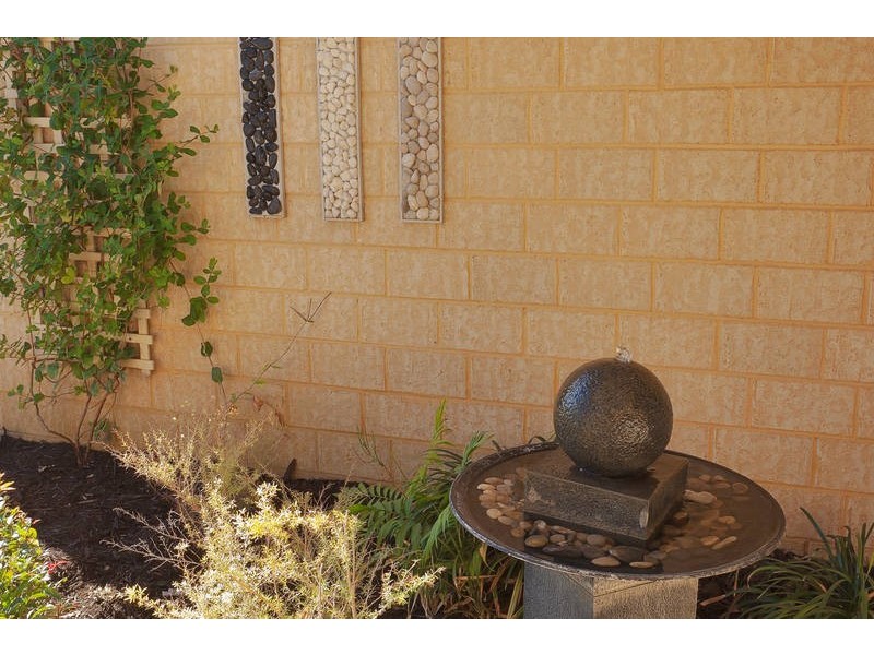 44 La Fayette Blvd, Bibra Lake WA 6163