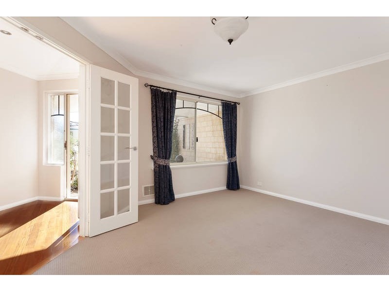 44 La Fayette Blvd, Bibra Lake WA 6163