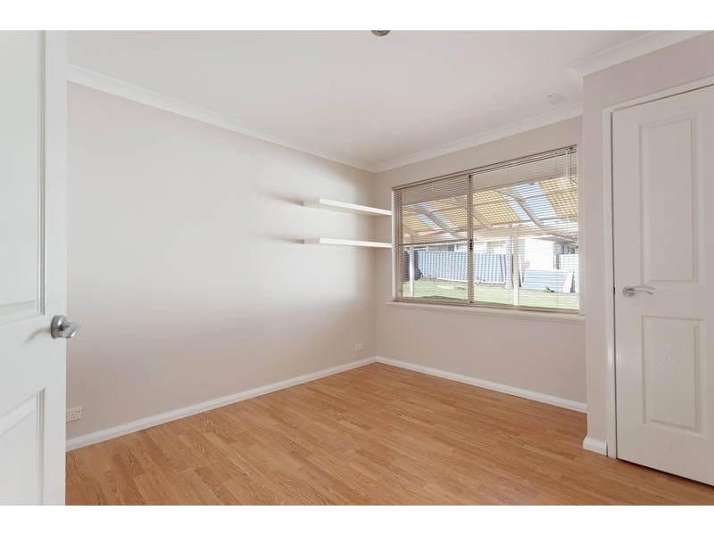 44 La Fayette Blvd, Bibra Lake WA 6163