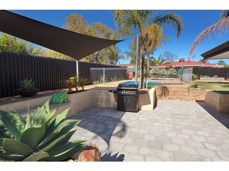 96 Osprey Drive, Yangebup WA 6164