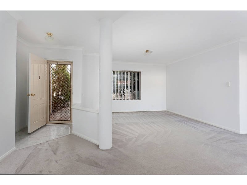 5/92 Gilbertson Road, Kardinya WA 6163