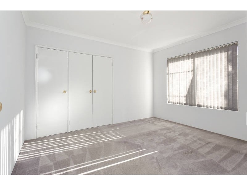 5/92 Gilbertson Road, Kardinya WA 6163