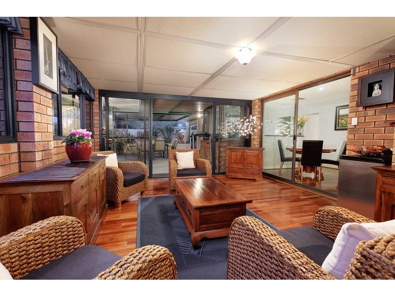 25 Hadley Gardens, Kardinya WA 6163