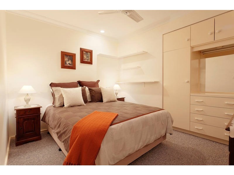 25 Hadley Gardens, Kardinya WA 6163