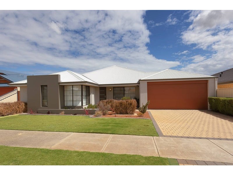 7 Barcoo Bend, Hammond Park WA 6164