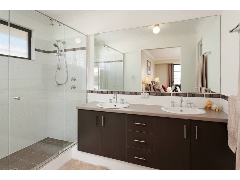 7 Barcoo Bend, Hammond Park WA 6164