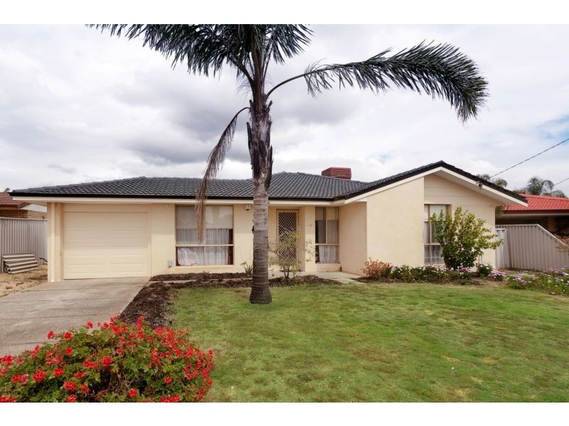 8 Nagambie Close, South Lake WA 6164