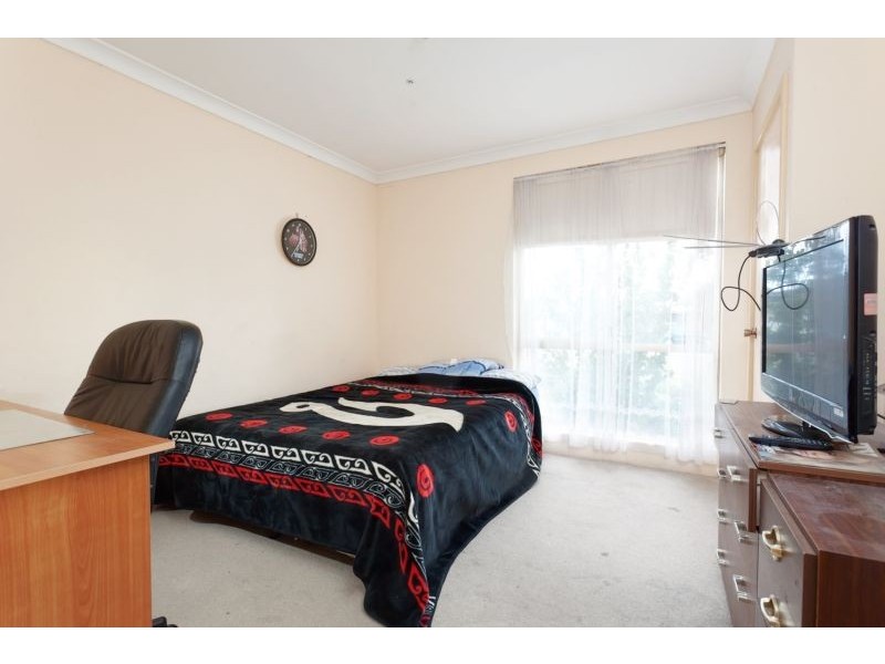 8 Nagambie Close, South Lake WA 6164