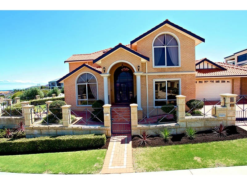 2 Baton Rouge Drive, Mindarie WA 6030