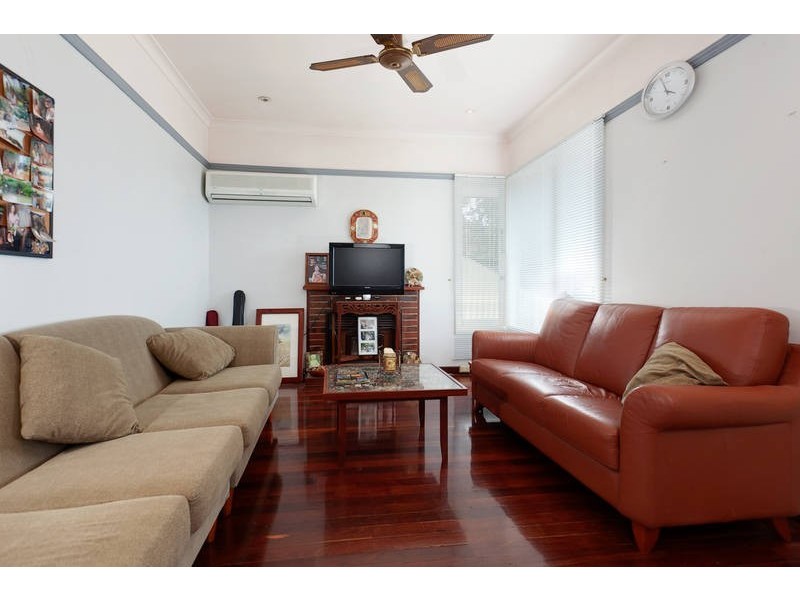 4 Cutts Street, Hamilton Hill WA 6163