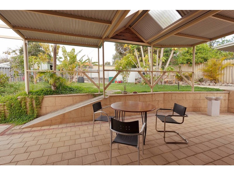 4 Cutts Street, Hamilton Hill WA 6163