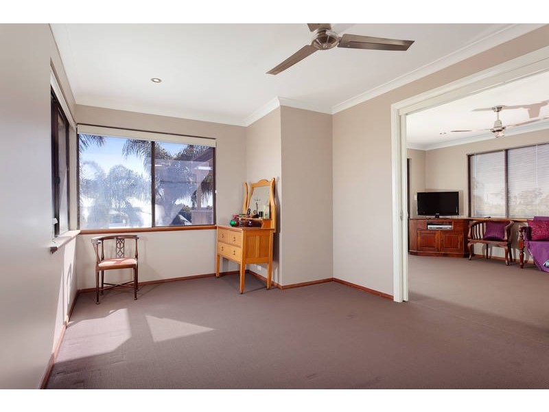 17 Clamp Court, Bibra Lake WA 6163