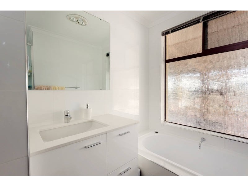 17 Clamp Court, Bibra Lake WA 6163