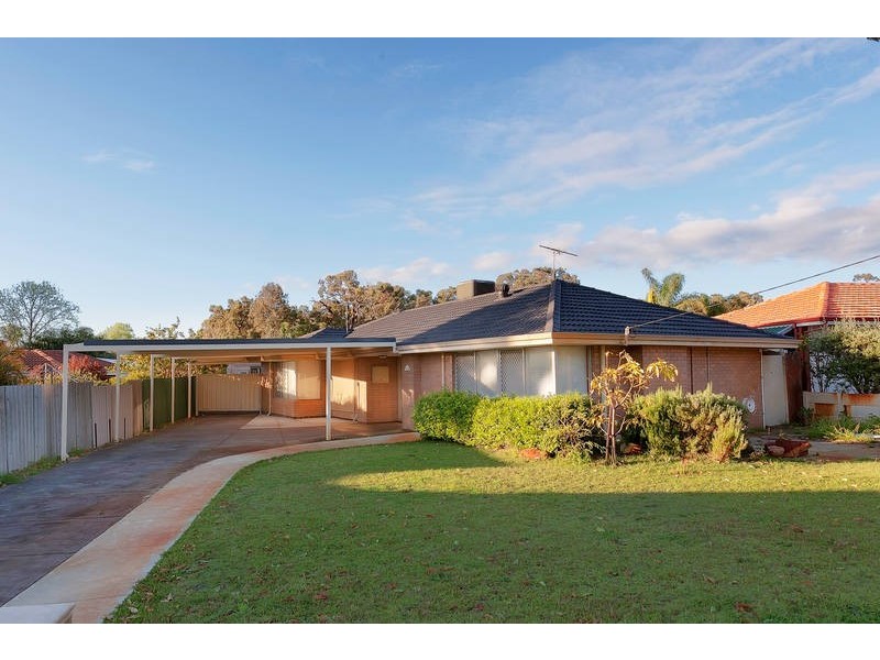 4 Atwell Court, Kardinya WA 6163