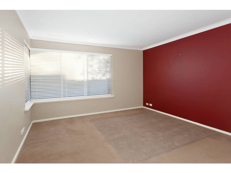 4 Atwell Court, Kardinya WA 6163