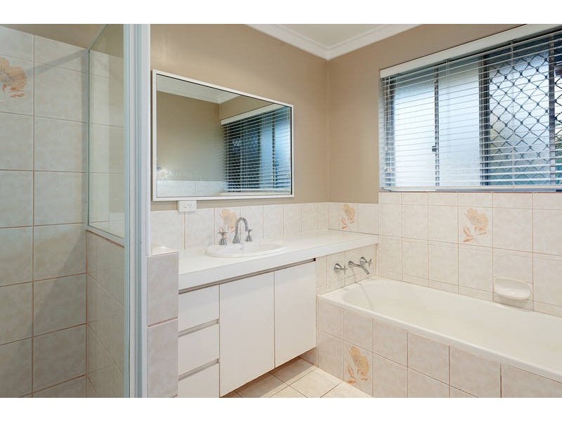 4 Atwell Court, Kardinya WA 6163