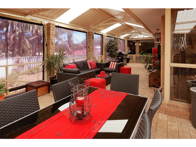 6 Urwick Court, Kardinya WA 6163