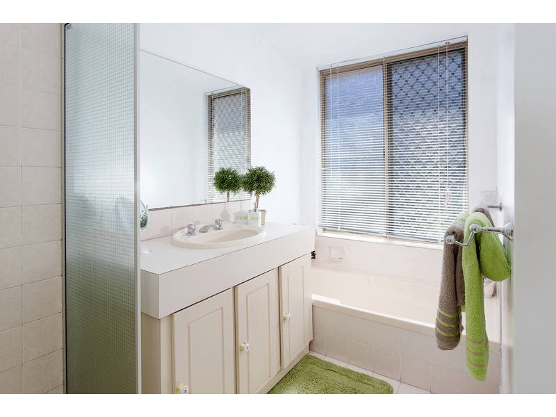 6 Urwick Court, Kardinya WA 6163