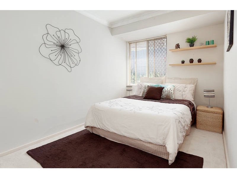 6 Urwick Court, Kardinya WA 6163