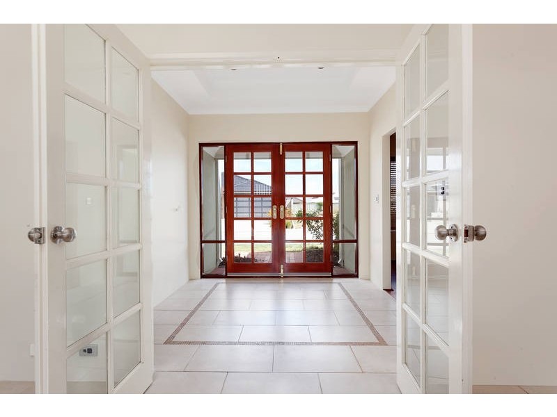 60 Cape Le Grand Avenue, Aubin Grove WA 6164