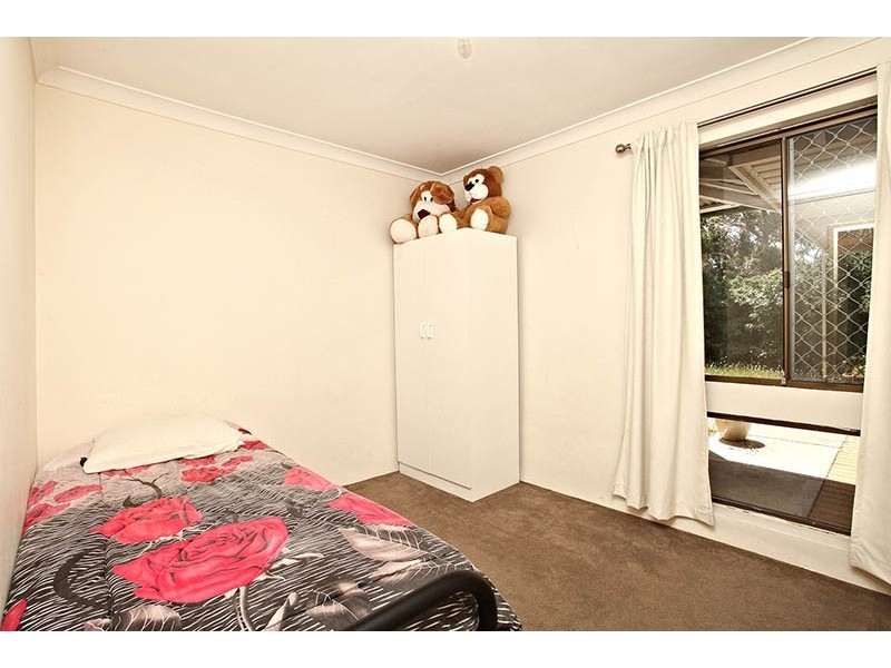 5A Warwick Place, Marangaroo WA 6064