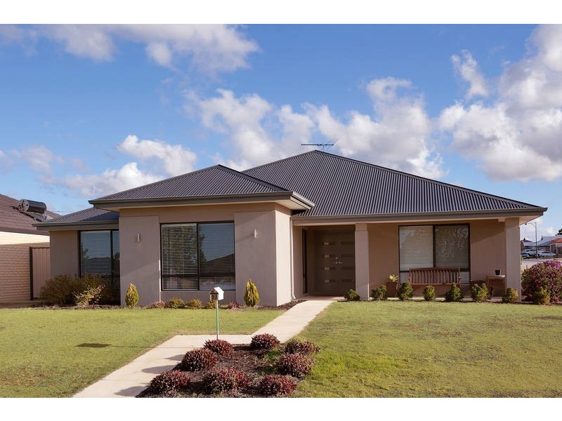 27 Balboa Loop, Aubin Grove WA 6164