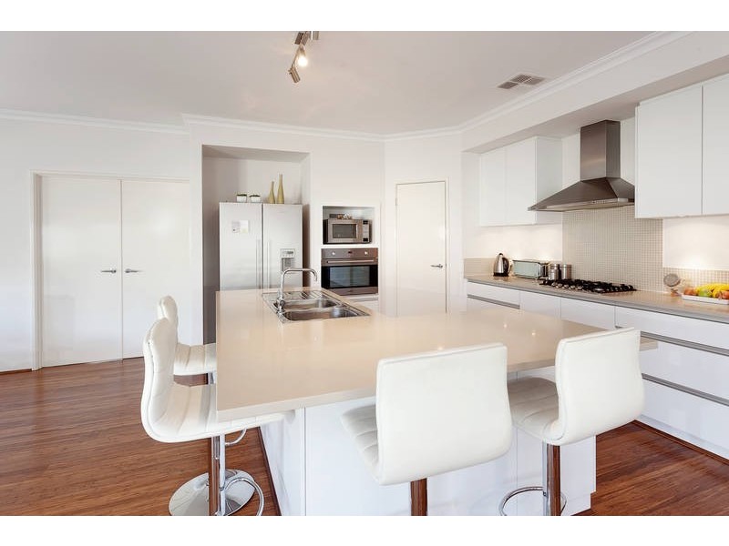 27 Balboa Loop, Aubin Grove WA 6164