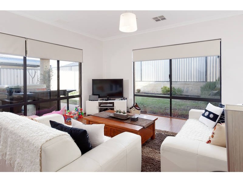 27 Balboa Loop, Aubin Grove WA 6164