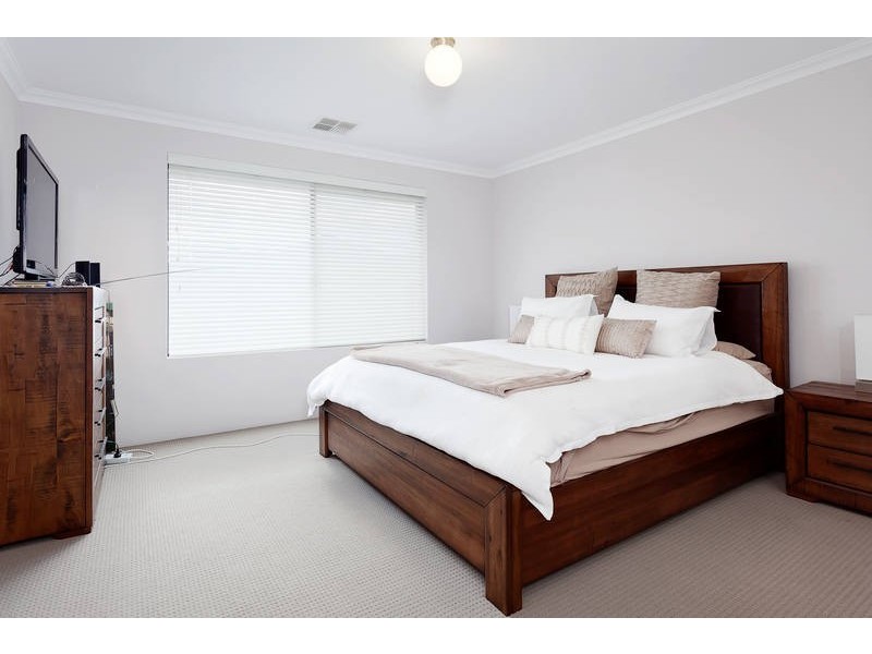 27 Balboa Loop, Aubin Grove WA 6164