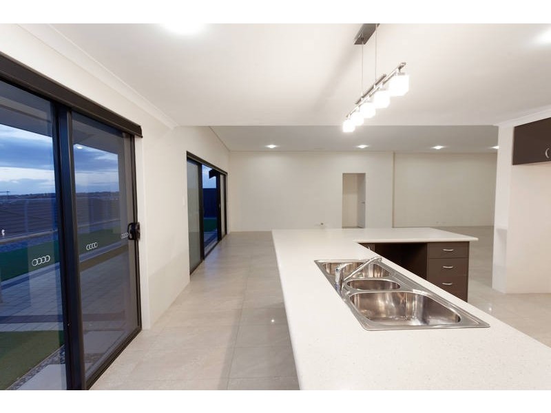 90 Birchley Road, Beeliar WA 6164