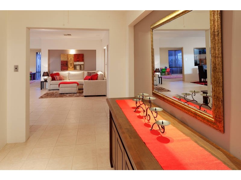 16 Alexandria Follow, Success WA 6164