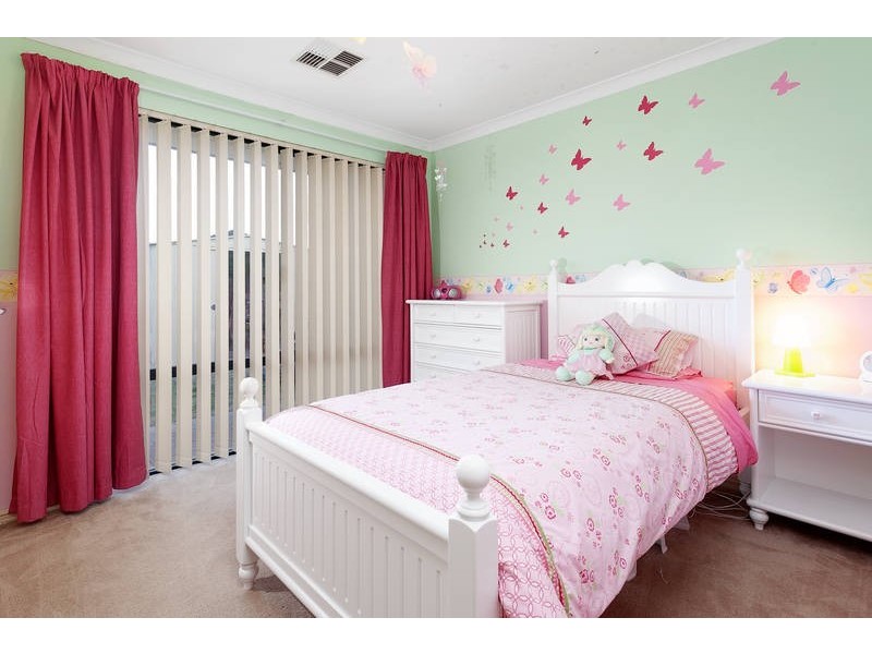 16 Alexandria Follow, Success WA 6164