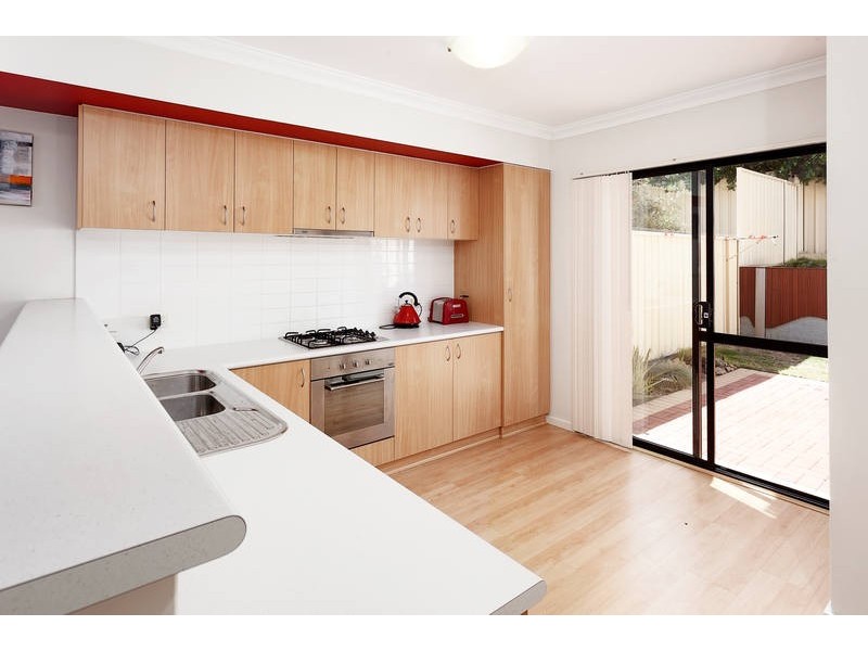 3/250 Healy Road, Hamilton Hill WA 6163