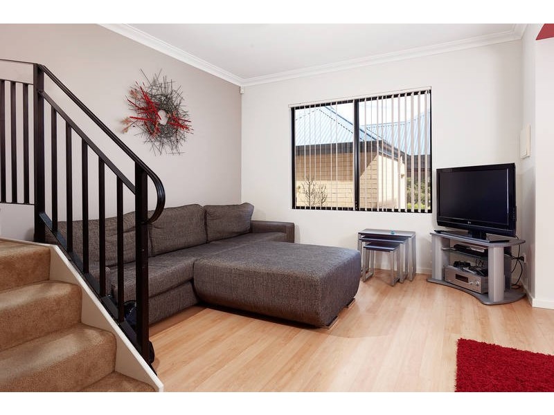 3/250 Healy Road, Hamilton Hill WA 6163