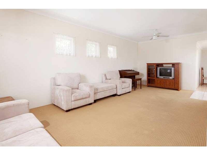 15 Monterey Court, Kardinya WA 6163