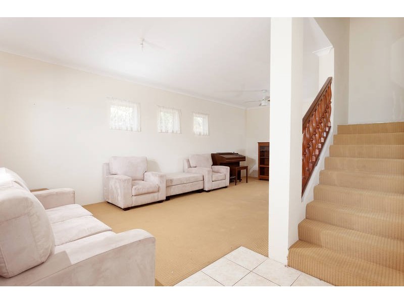 15 Monterey Court, Kardinya WA 6163