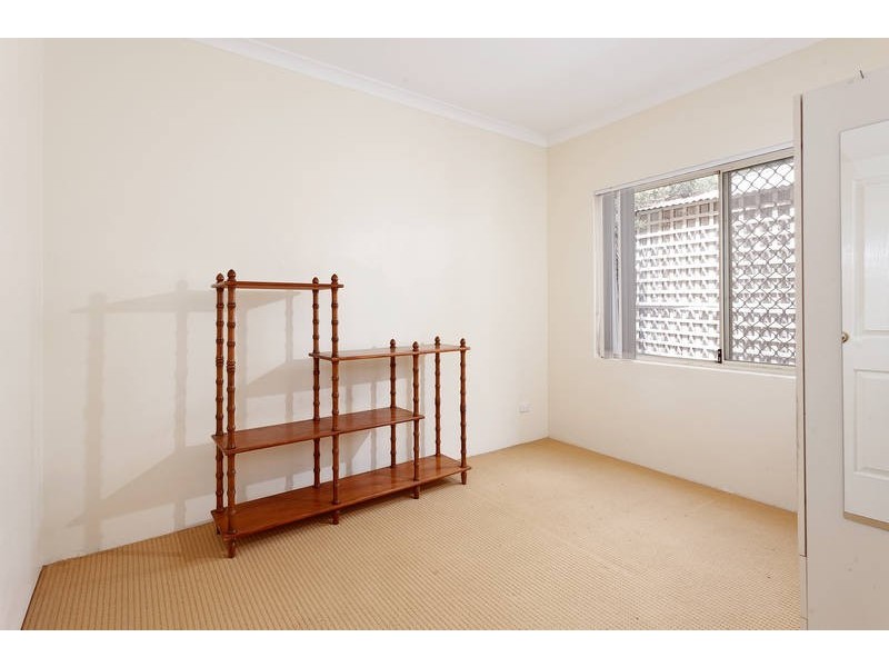 15 Monterey Court, Kardinya WA 6163