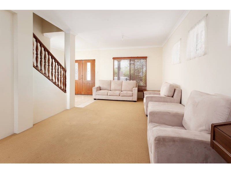 15 Monterey Court, Kardinya WA 6163