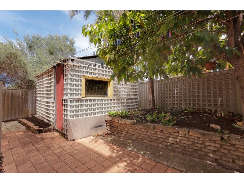 15 Monterey Court, Kardinya WA 6163