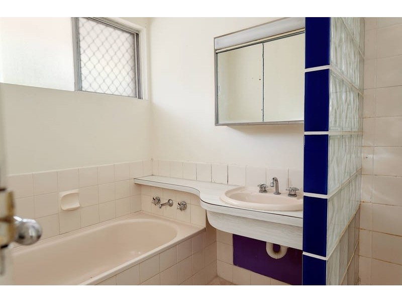 15 Monterey Court, Kardinya WA 6163