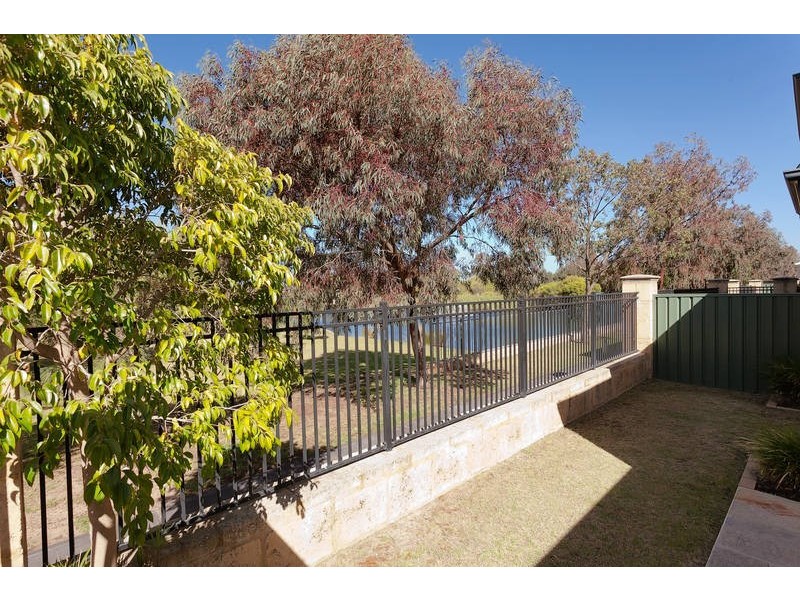 19 Paperbark Lane, Atwell WA 6164