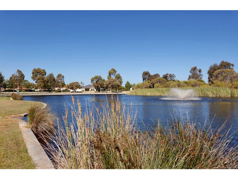 19 Paperbark Lane, Atwell WA 6164