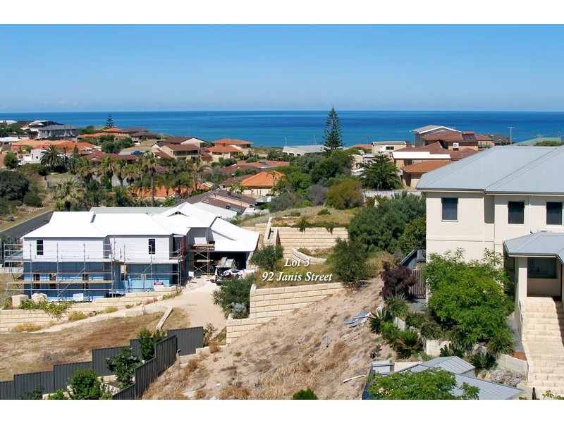3/92 Janis Street, Halls Head WA 6210