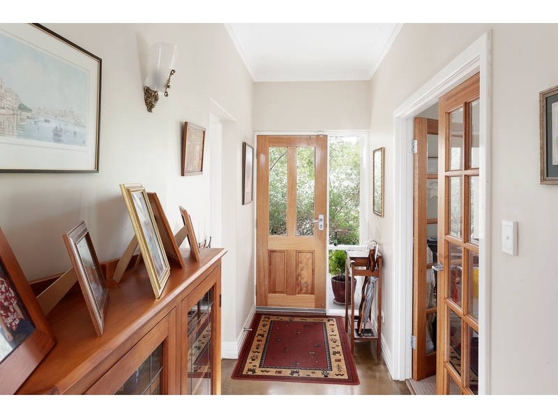 25 Bromley Road, Hilton WA 6163