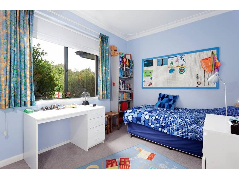 25 Bromley Road, Hilton WA 6163