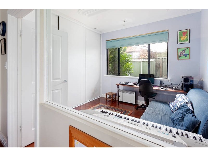 25 Bromley Road, Hilton WA 6163