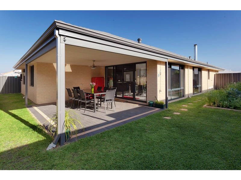 8 Songlark Court, Baldivis WA 6171