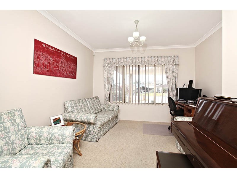 6b Korel Place, Coogee WA 6166