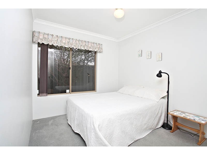 6b Korel Place, Coogee WA 6166