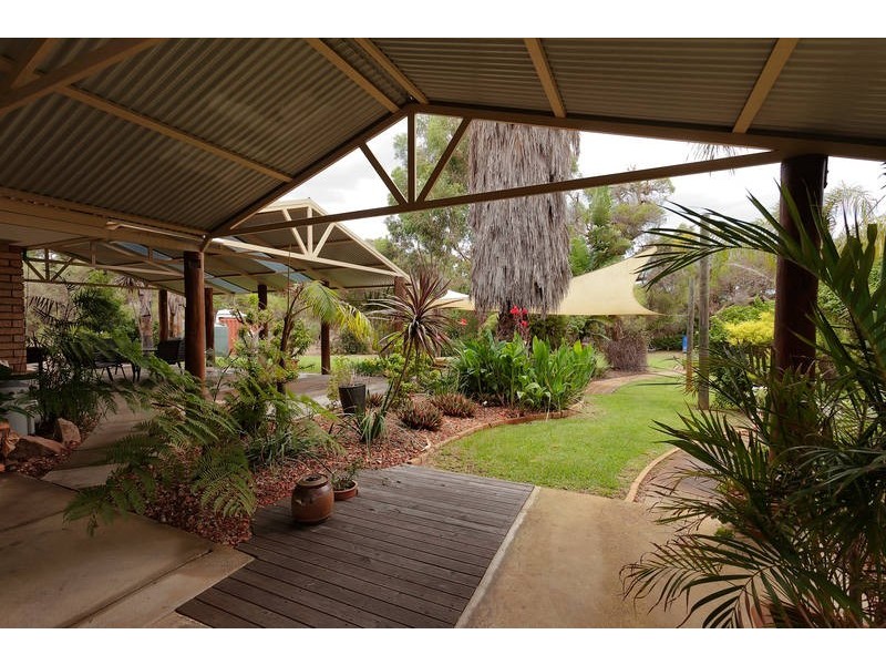 137 Harper Road, Banjup WA 6164
